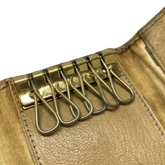 Auth CHANEL - Beige Leather Key Case - Picture 11 of 13